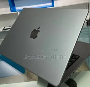 New Laptop Apple MacBook Pro M1 16GB Apple M1 Pro SSD 1T