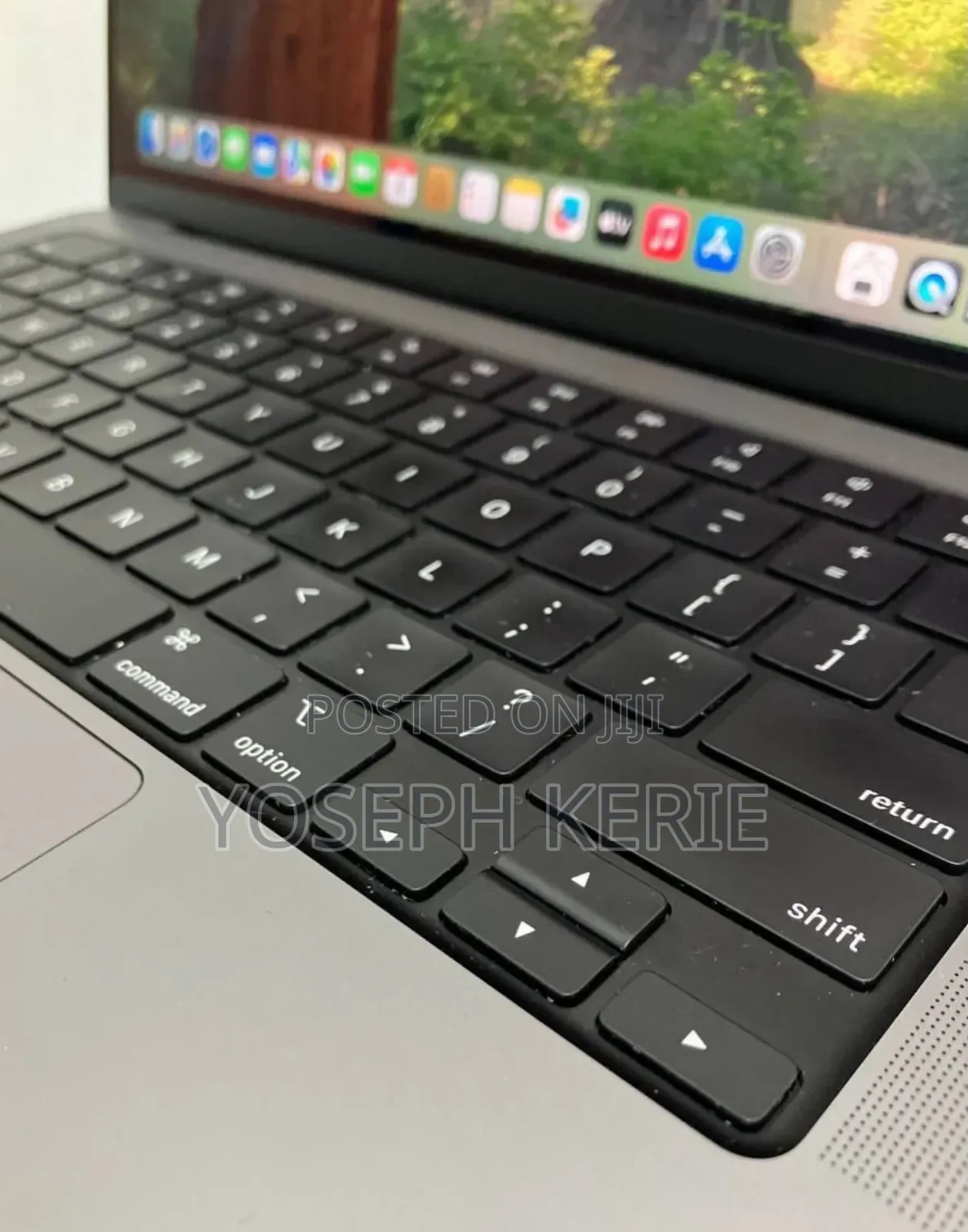 New Laptop Apple MacBook Pro M1 16GB Apple M1 Pro SSD 1T