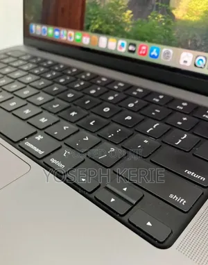 New Laptop Apple MacBook Pro M1 16GB Apple M1 Pro SSD 1T