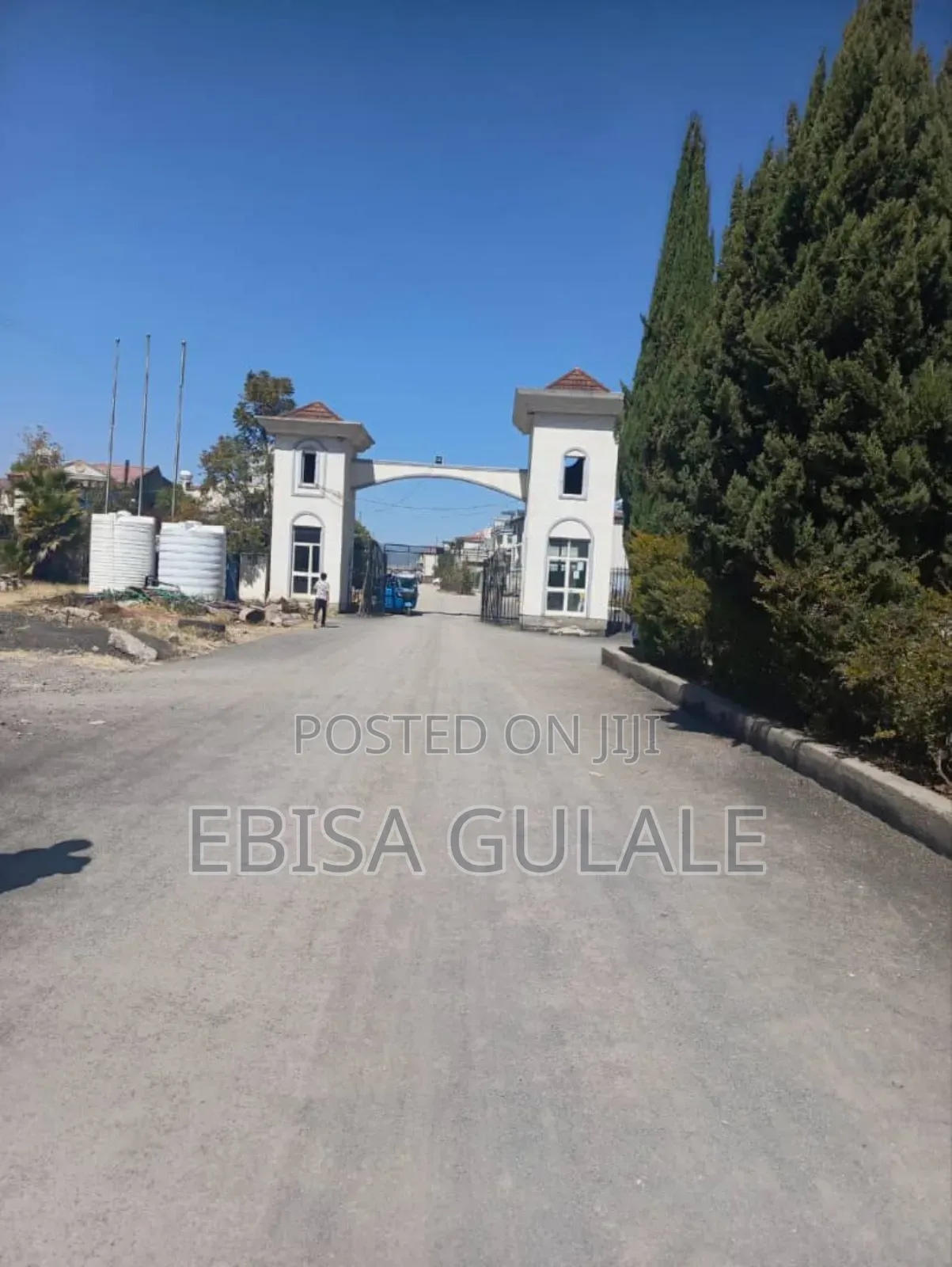 Furnished 4bdrm Apartment in Roseta Real State, Yeka for sale