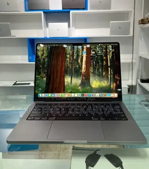 New Laptop Apple MacBook Pro M1 16GB Apple M1 Pro SSD 1T