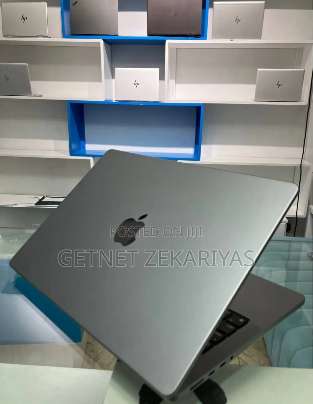 New Laptop Apple MacBook Pro M1 16GB Apple M1 Pro SSD 1T