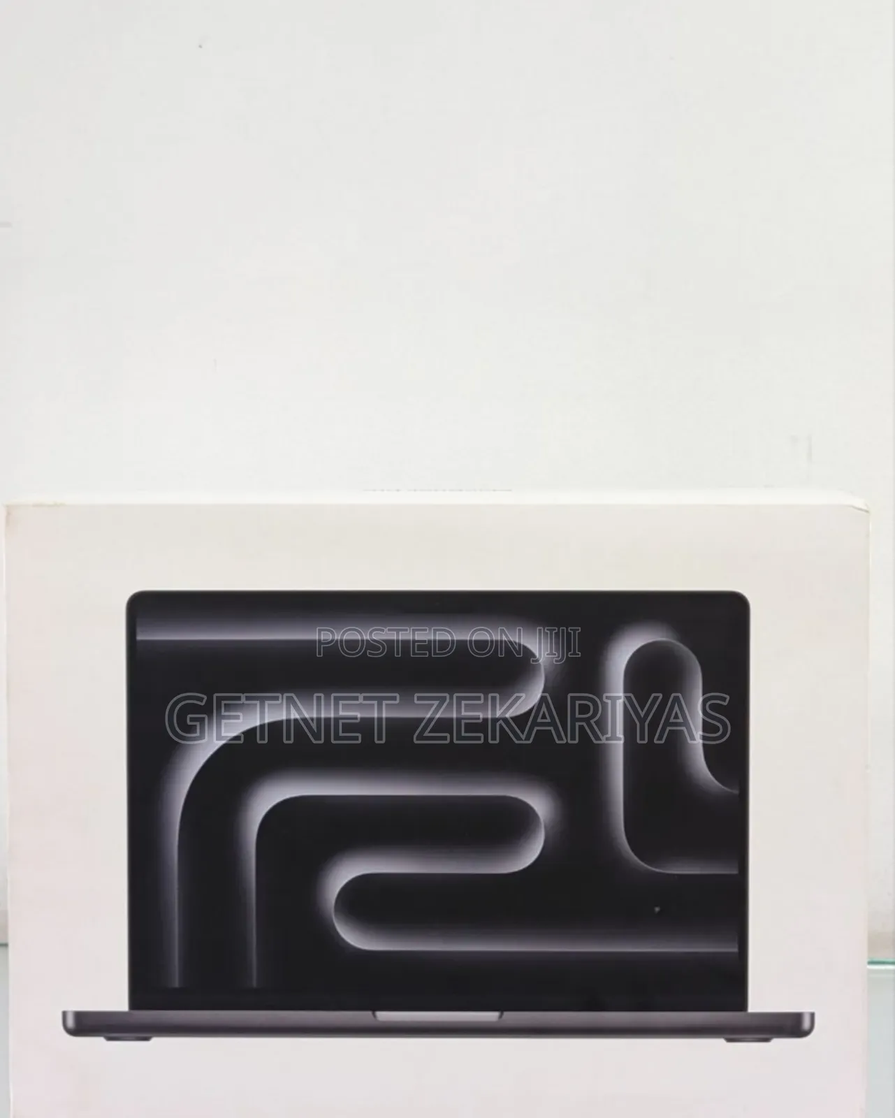 New Apple MacBook Pro 2024 M4 Pro 14-Inch 24GB Apple M4 SSD 512GB