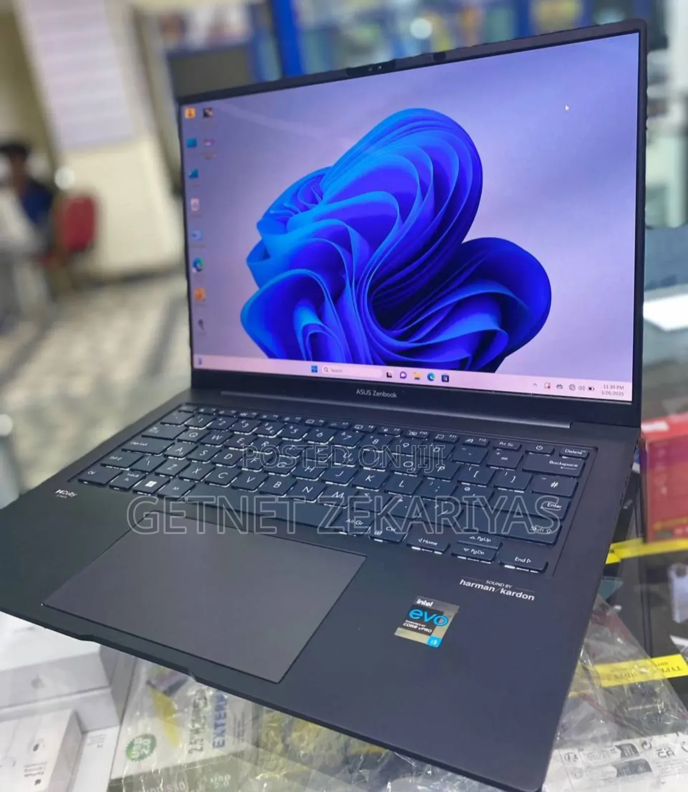 New Laptop Asus ZenBook UX430UA 16GB Intel Core I5 SSD 512GB