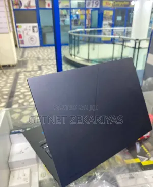 New Laptop Asus ZenBook UX430UA 16GB Intel Core I5 SSD 512GB