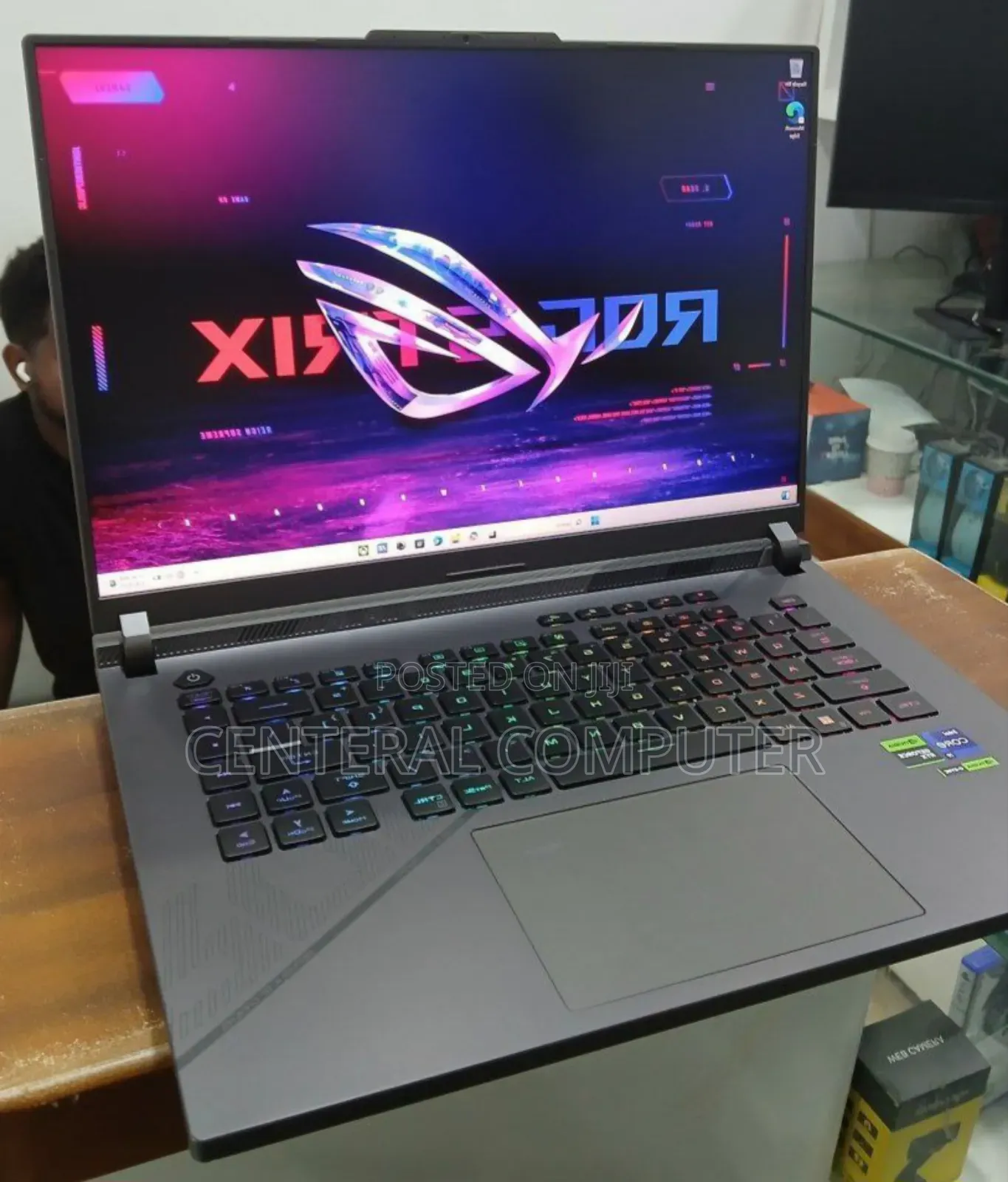 New Laptop Acer Predator Triton 700 16GB Intel Core i7 SSD 1T