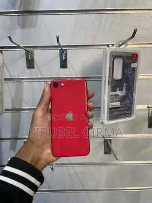 Photo - Apple iPhone SE 64 GB Red