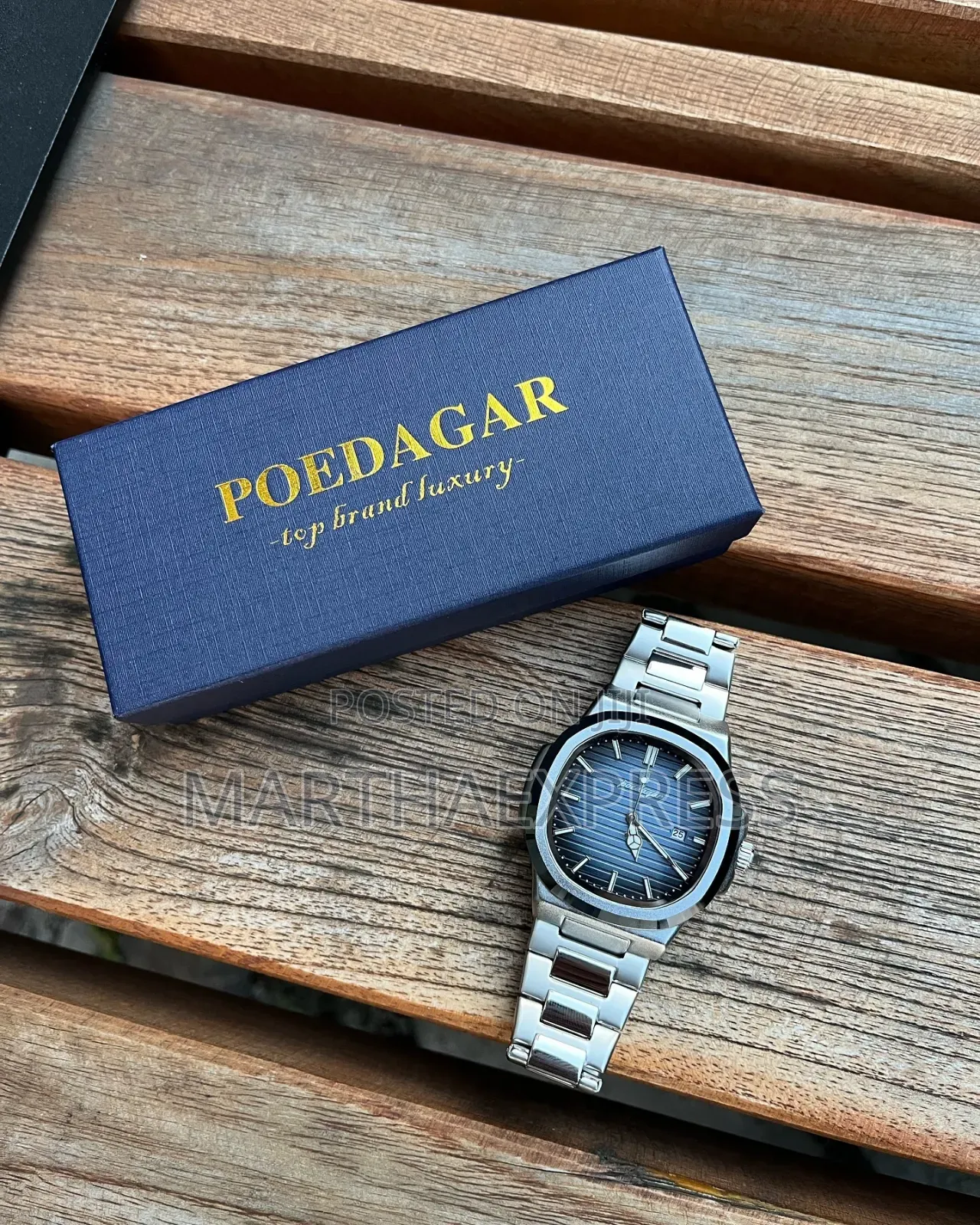 Elegant Poedagar – Swiss Design