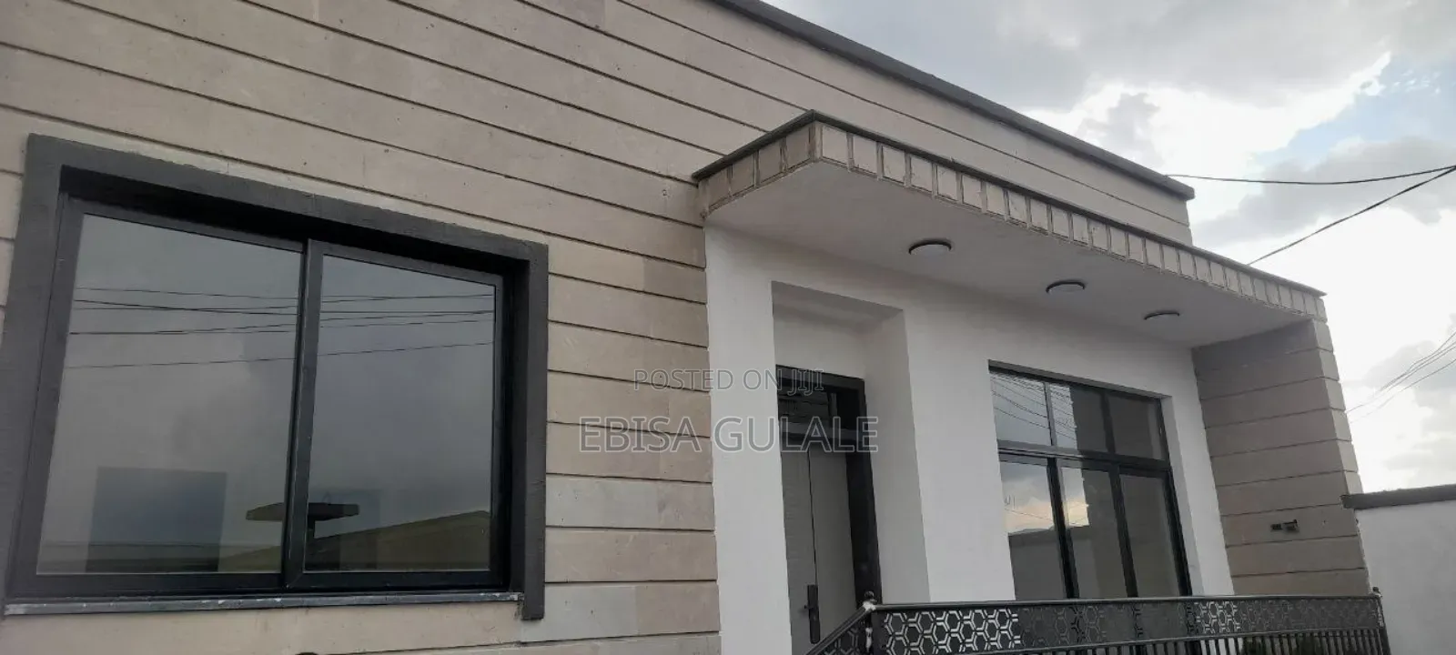 Furnished 5bdrm Apartment in Oromia-Finfinne for sale