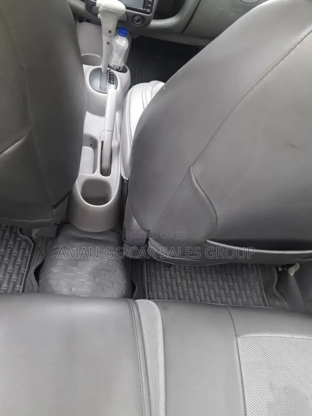 Toyota Platz 2002 Silver