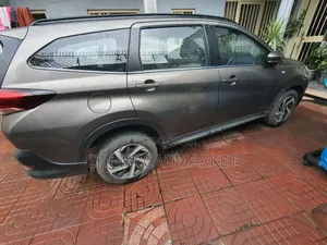 Toyota Rush 2022 Brown