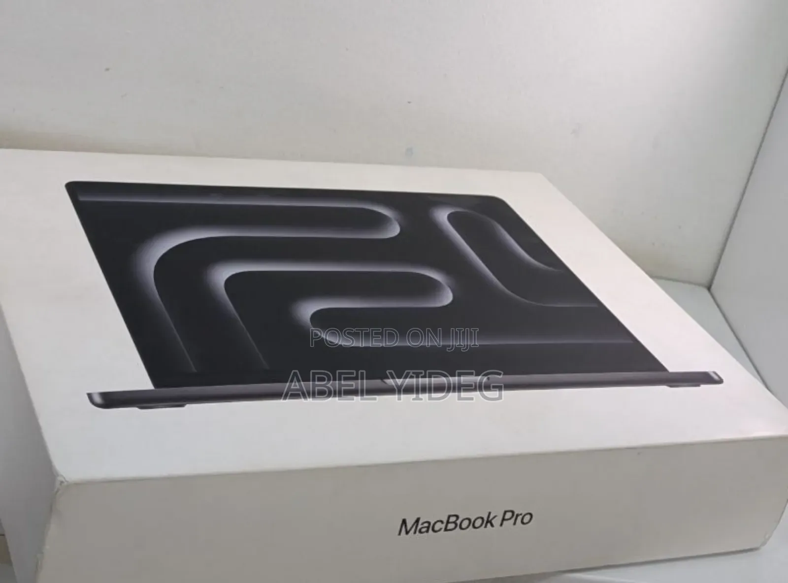 New Laptop Apple MacBook Pro 24GB Apple M4 SSD 512GB