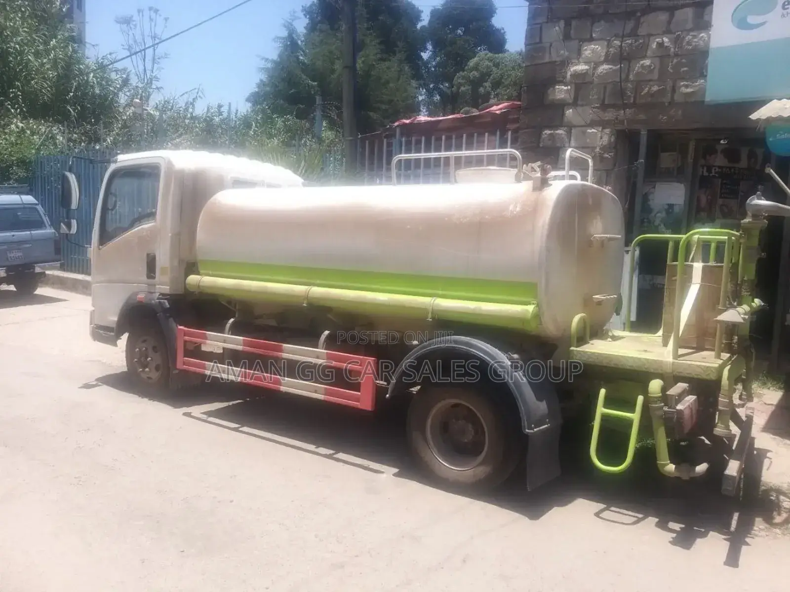 Isuzu. Obama. 2024. Obama