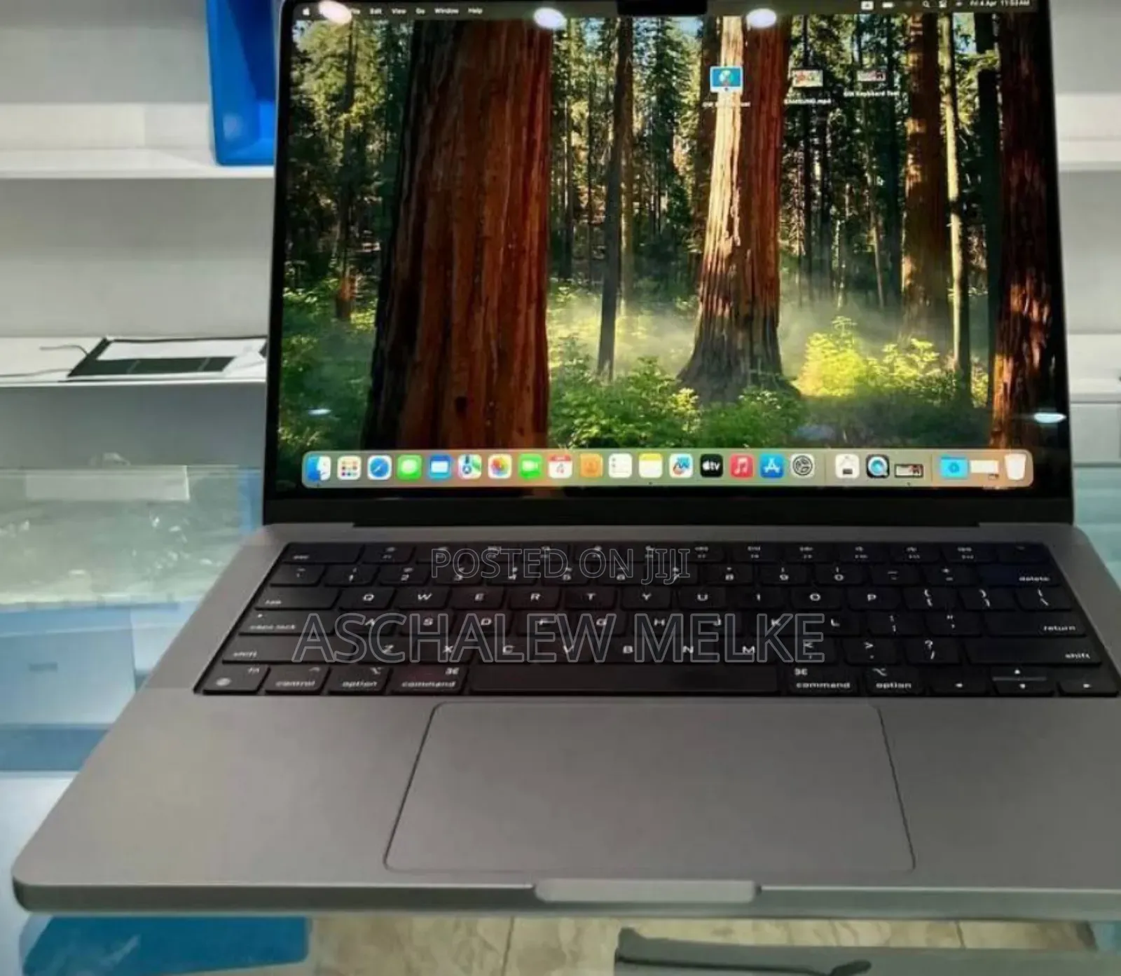 New Laptop Apple MacBook Pro M1 16GB Apple M1 Pro SSD 1T