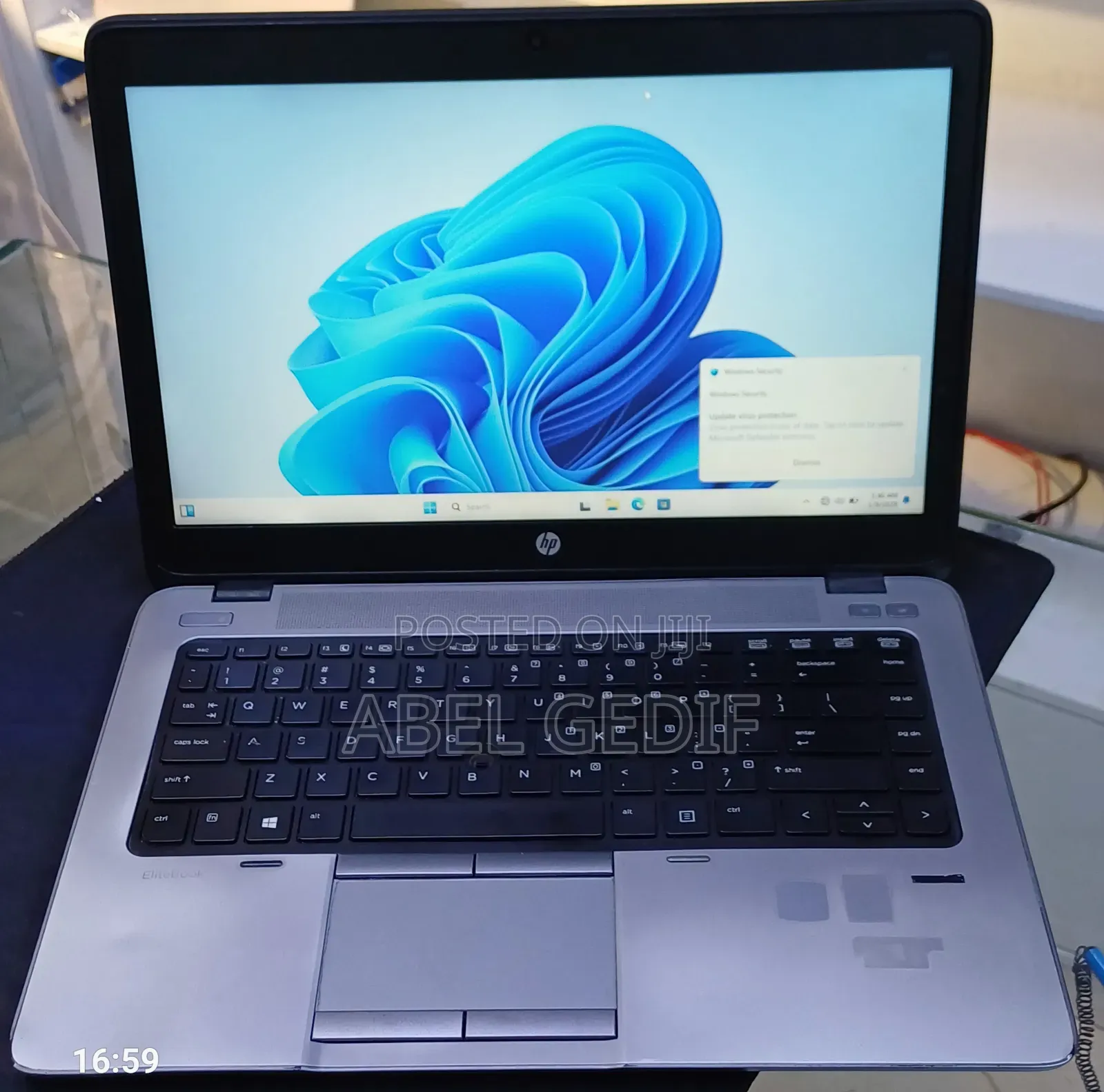 New Laptop HP EliteBook 840 8GB Intel Core I5 HDD 500GB