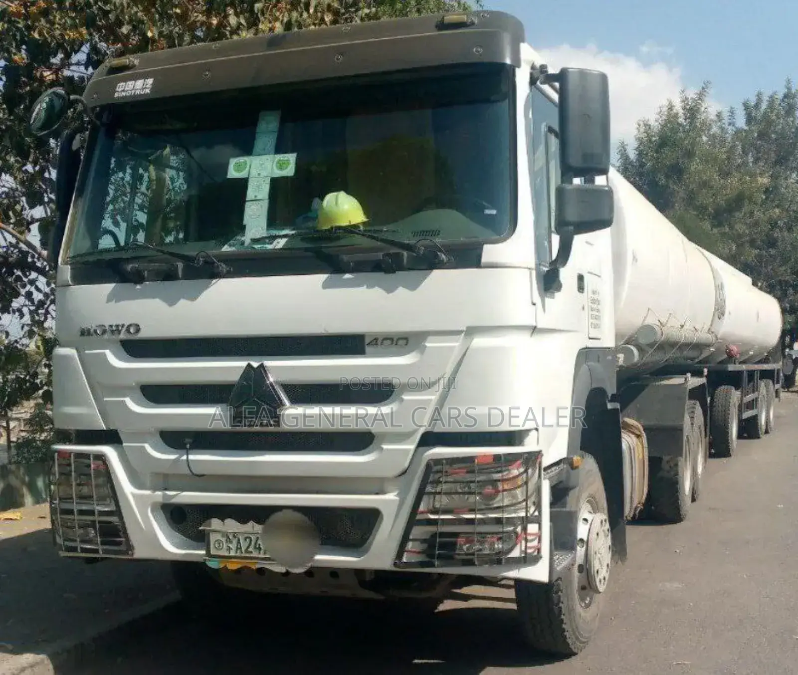 400 Hp ቦቴ ከነተሳቢው
•2023
•a-24
•ባንክ 6,500,000
 አለበት