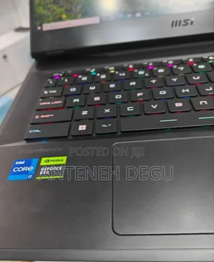 New Laptop MSI Vector GP66HX 12UGS 32GB Intel Core I7 SSD 1T