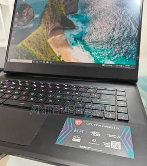 New Laptop MSI Vector GP66HX 12UGS 32GB Intel Core I7 SSD 1T