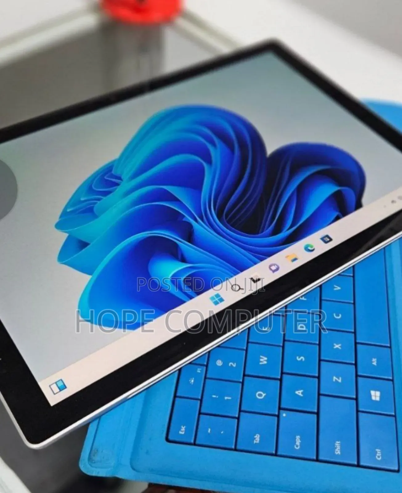 New Laptop Microsoft Surface Pro 7 8GB Intel Core I5 SSD 128GB