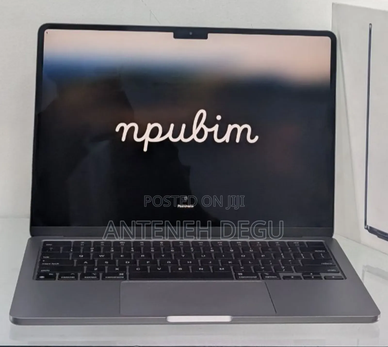 New Laptop Apple MacBook 16GB Apple M3 SSD 256GB