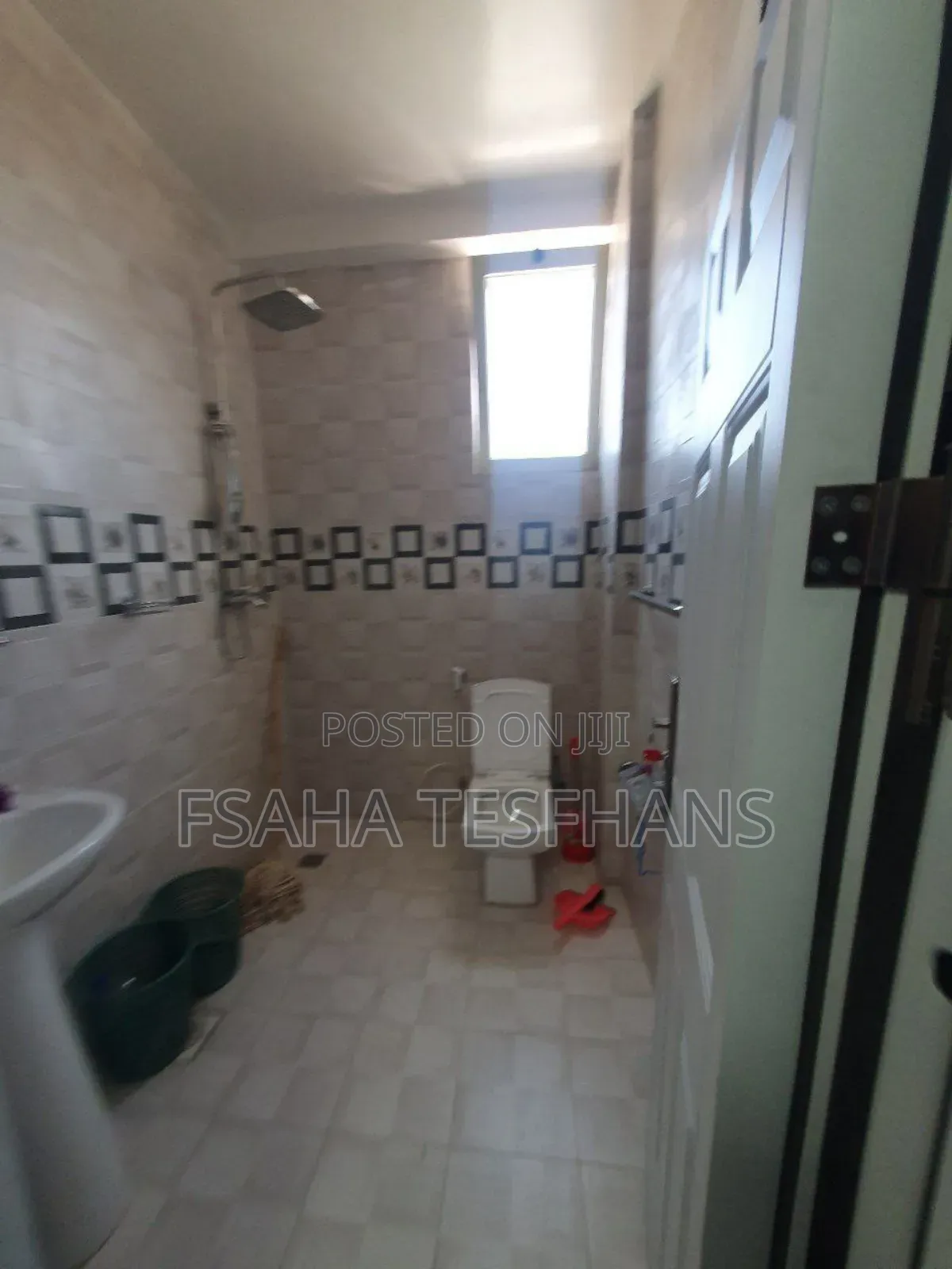 5bdrm House in House For Rent, Yeka for rent