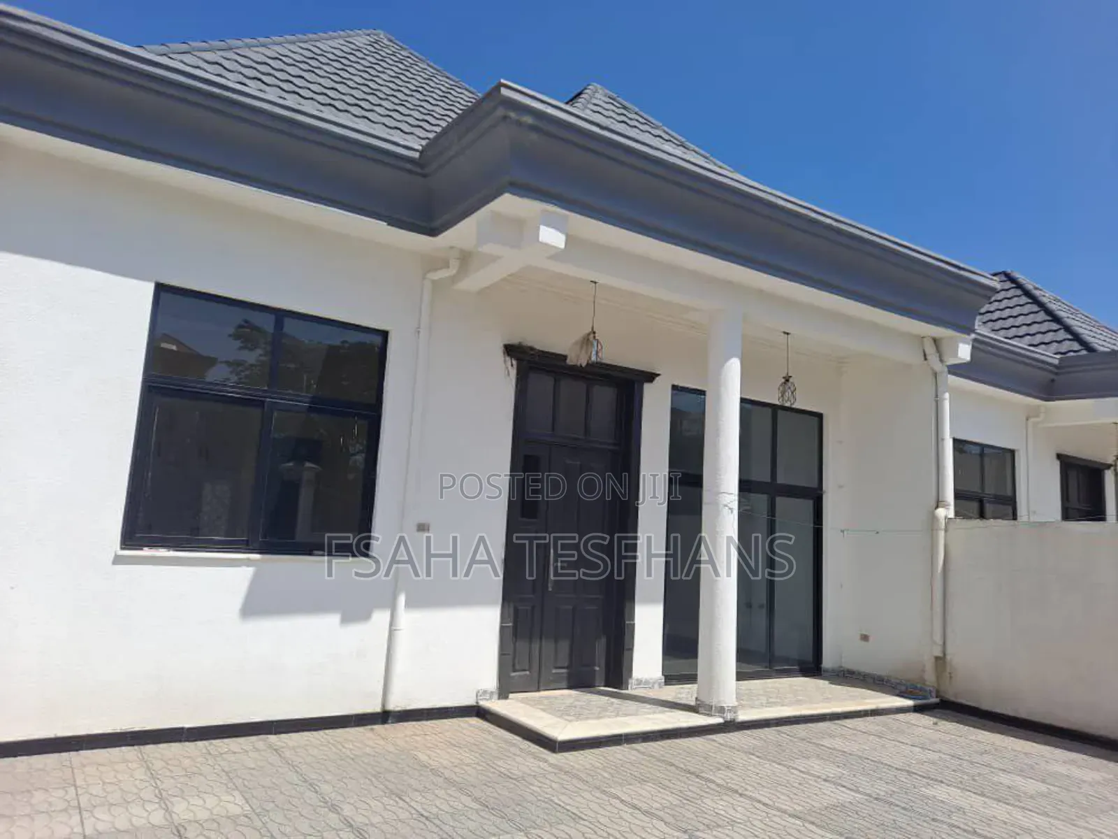 5bdrm Villa in House, Yeka for rent