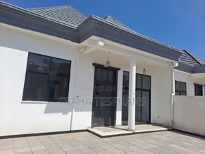 Photo - 5bdrm Villa in House, Yeka for rent