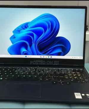 New Laptop Lenovo Legion 5 16GB AMD Ryzen 5 SSD 512GB