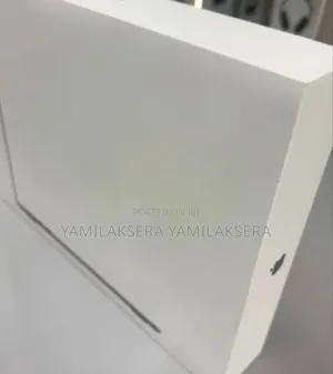 New Laptop Apple MacBook Air 2024 M3 15-Inch 16GB Apple M4 SSD 256GB