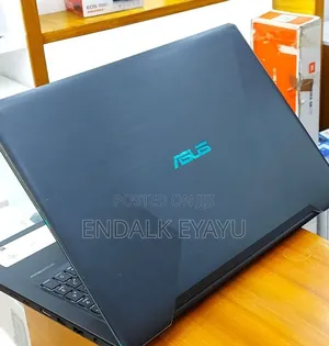 Photo - New Laptop Asus 16GB Intel Core I7 SSD 256GB