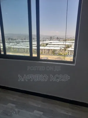 Furnished 2bdrm Condo in 40/60 ኮንዶሚንየም, Bole for sale