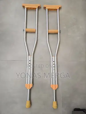 Photo - Auxiliary Crutches∞፱ክራንችkranch፺飧crutches5郾underarm Crutches