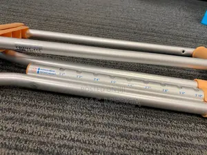 Auxiliary Crutches∞፱ክራንችkranch፺飧crutches5郾underarm Crutches