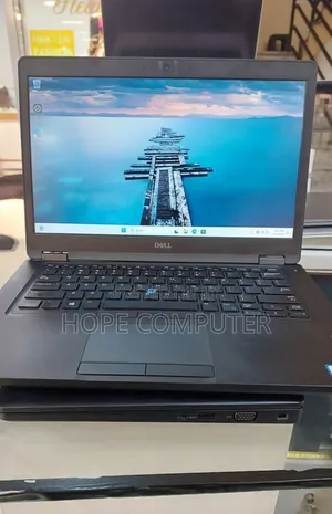 Photo - New Laptop Dell Latitude 5490 8GB Intel Core I7 SSD 256GB