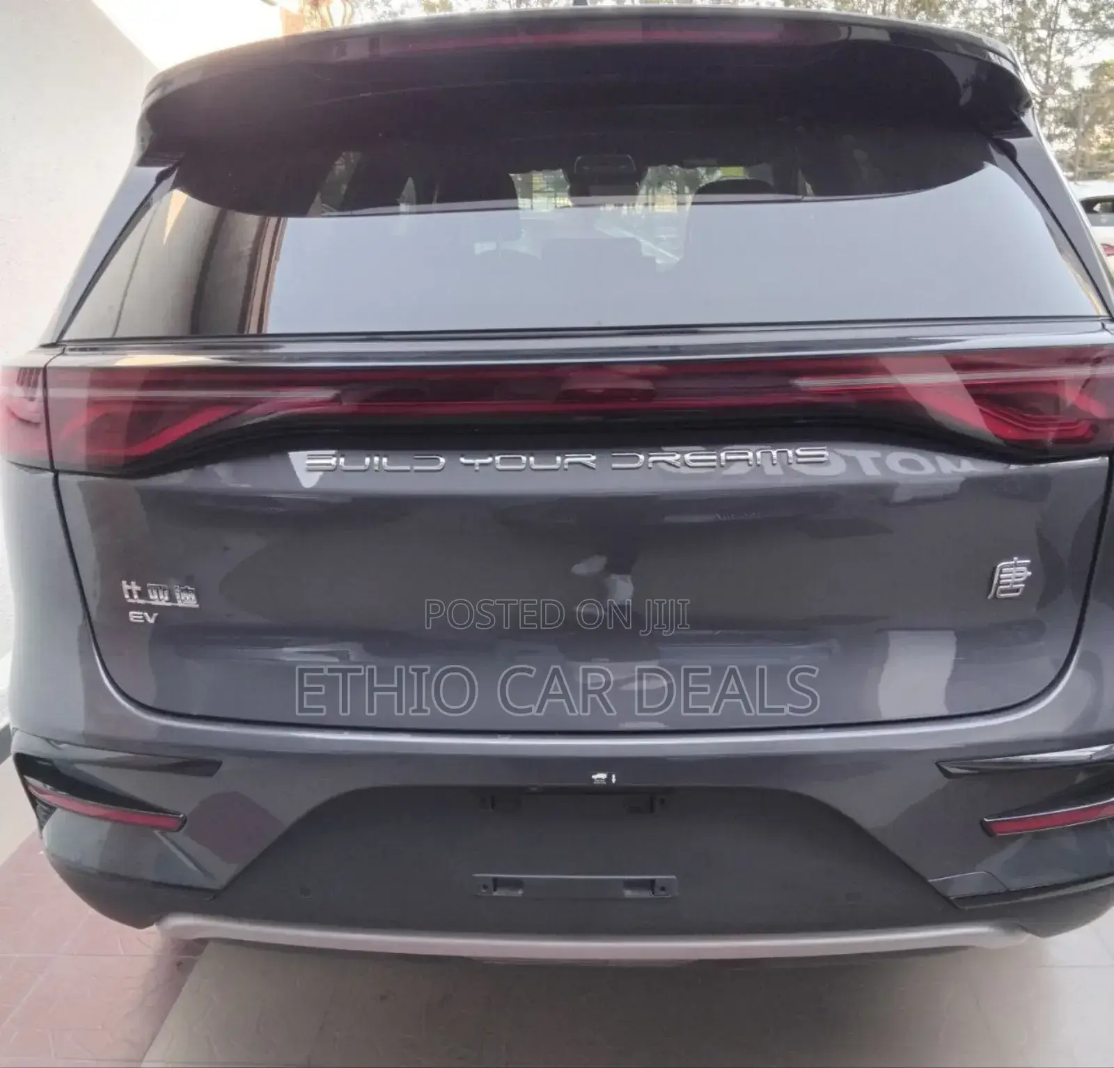 New BYD Tang DM-i 2024 Off white