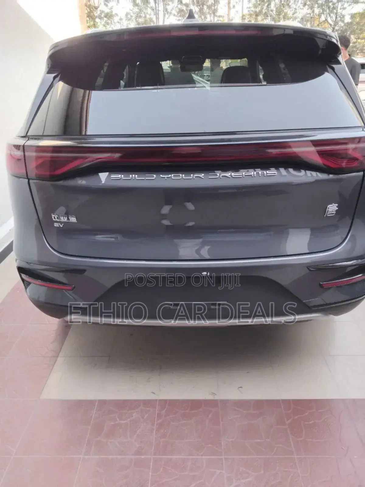 New BYD Tang DM-i 2024 Off white