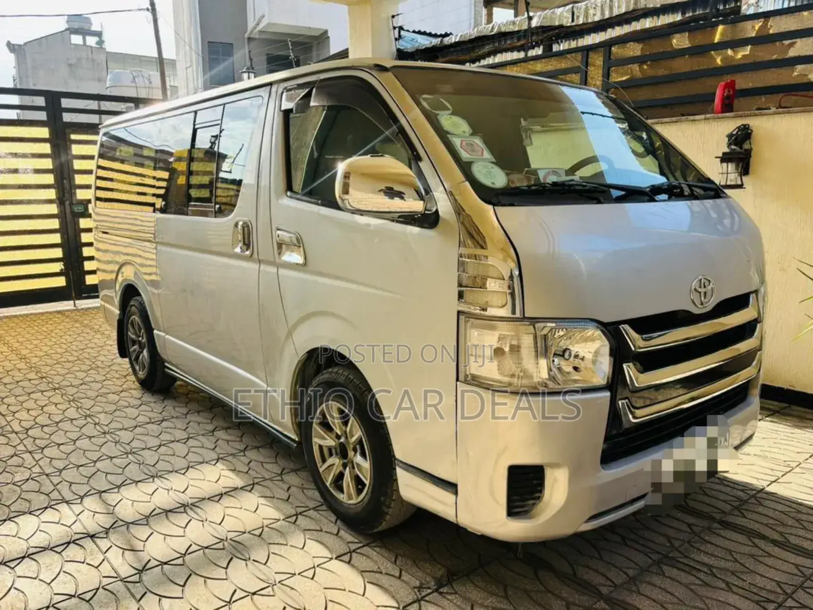 Toyota HiAce 2007 Silver