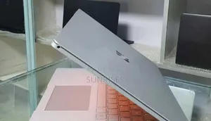 New Laptop Microsoft Surface Book 3 16GB Intel Core I7 SSD 256GB