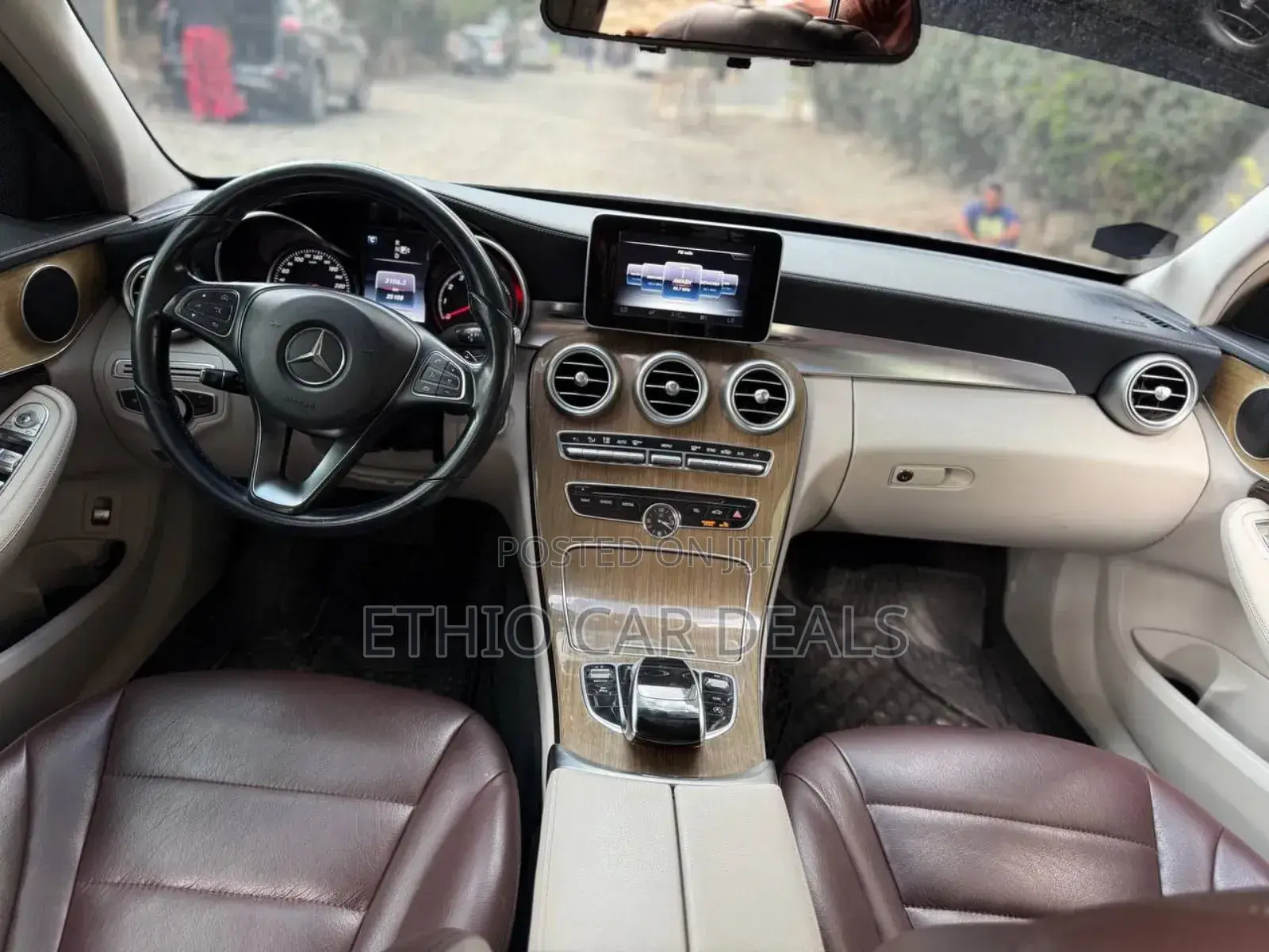 Mercedes-Benz C180 2016 Silver