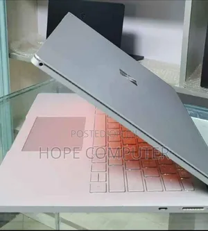 New Laptop Microsoft Surface Book 3 16GB Intel Core I7 SSD 256GB