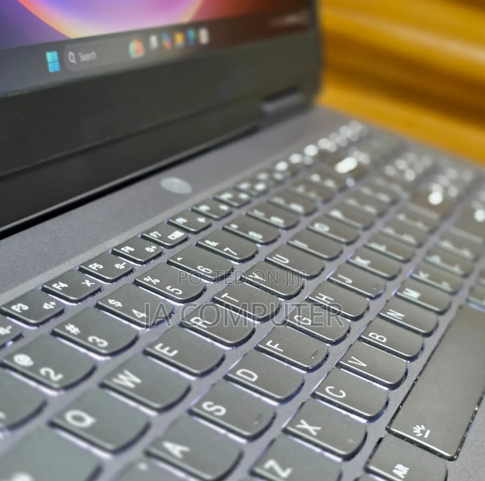 New Laptop Lenovo LOQ 15IRH8 32GB Intel Core I5 SSD 512GB