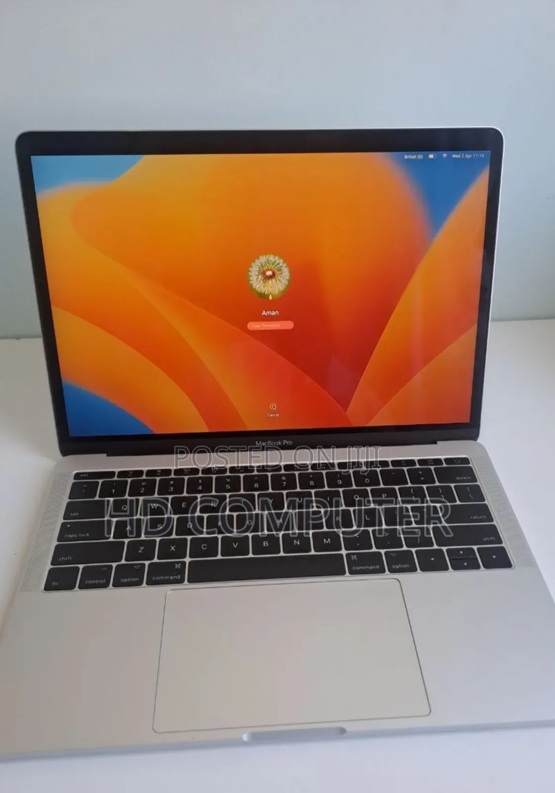 New Laptop Apple MacBook Pro 2017 8GB Intel Core I5 SSD 512GB