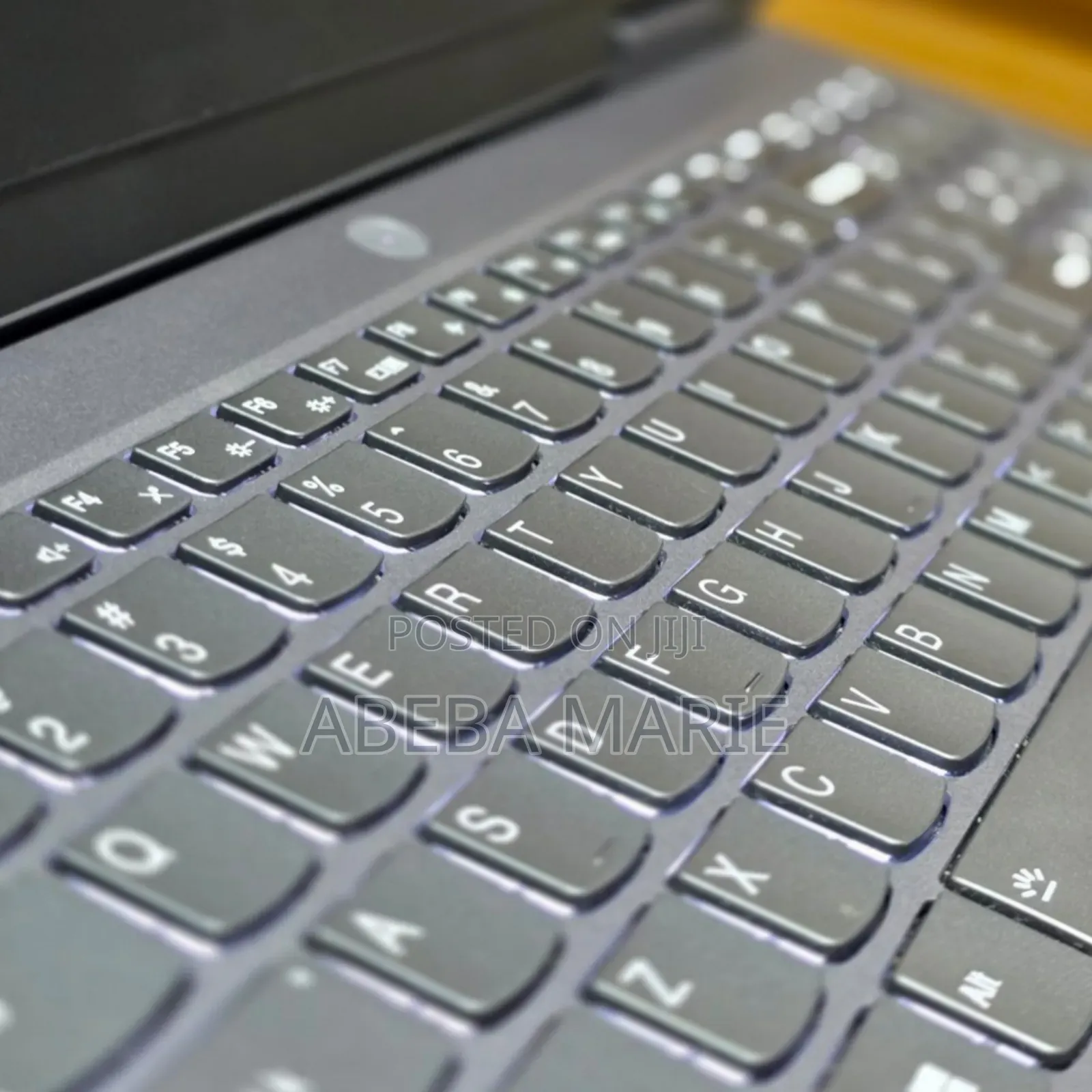 New Laptop Lenovo LOQ 15IRH8 16GB Intel Core I5 SSD 512GB