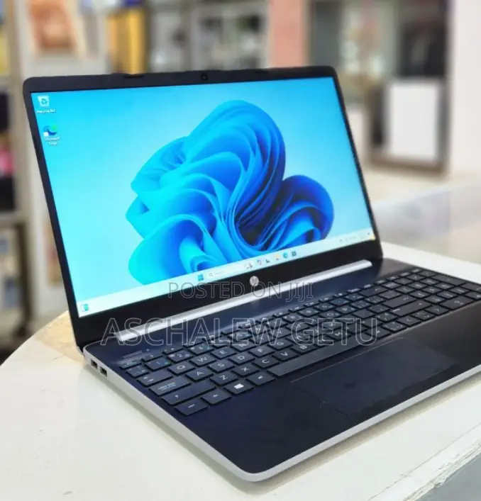 New Laptop HP Stream Notebook 8GB Intel Core I7 SSD 512GB