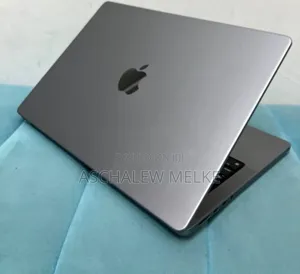 New Laptop Apple MacBook Pro M1 16GB Apple M1 Pro SSD 1T