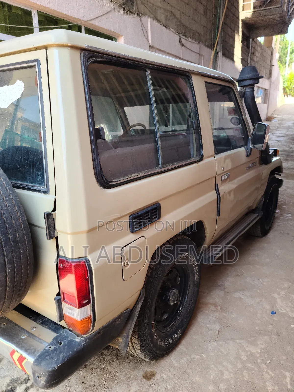 Toyota Land Cruiser 90 1997 Beige