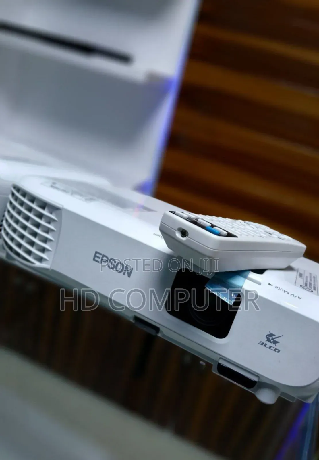 Epson Eb_05