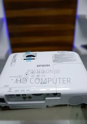Epson Eb_05