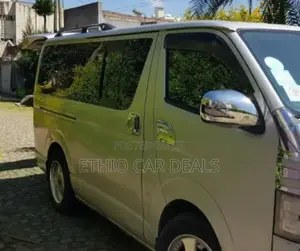 Toyota HiAce 2007 Silver