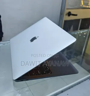 New Laptop Apple MacBook Air 2020 16GB Intel Core I5 SSD 256GB